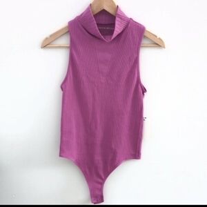 SOCIAL REVIVAL | Pink Ribbed Sleeveless Snap up Bodysuit Size L/XL